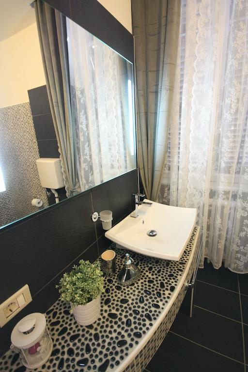 B&B 7 Archi Como Quarto foto